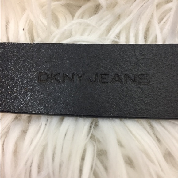 Ladies dkny belt - Picture 2 of 5